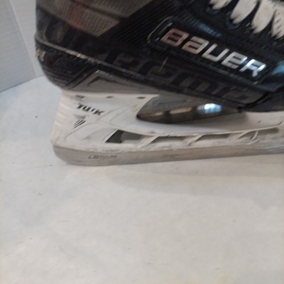 Used Bauer Supreme 3S Pro Size 6 Fit 1 Ice Hockey Skates (Shoe Size 7.5) main image 4